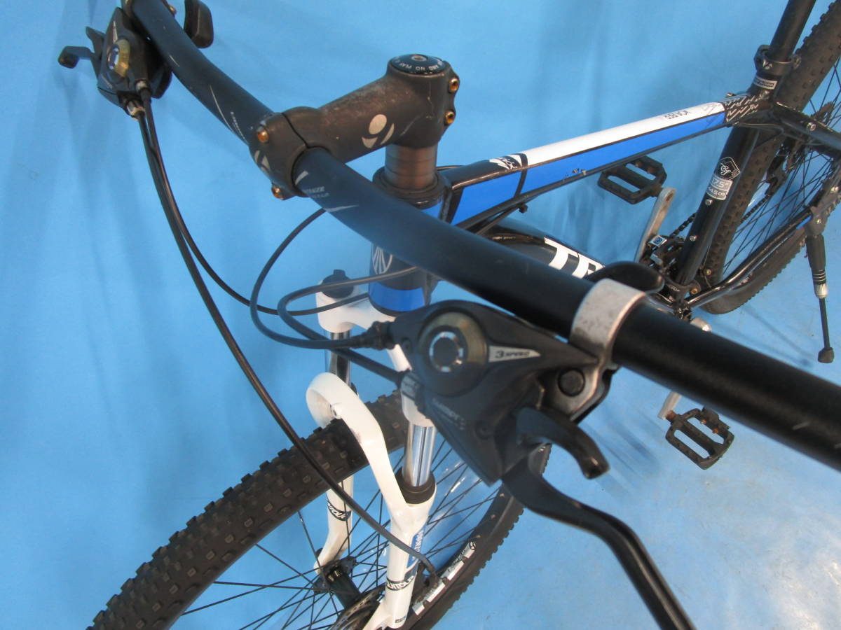 トレック部品取り車