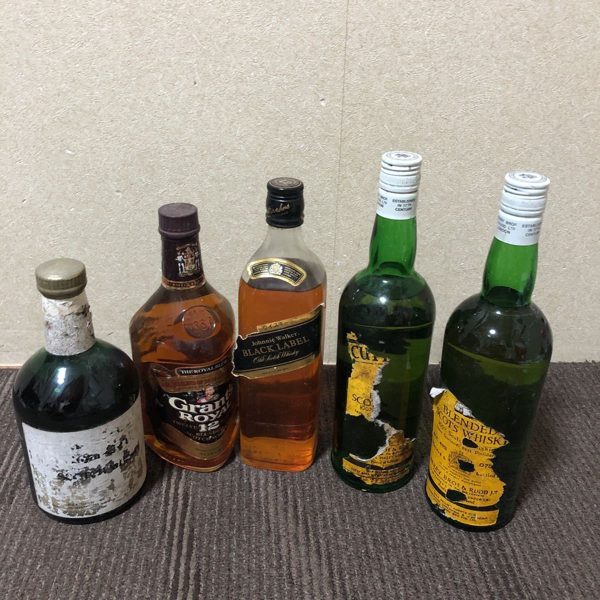 ジョニーウォーカー　ウイスキー　その他　5点セット古酒 古酒 ジョニーウォーカー grant's などウィスキーまとめて 5本 未開封