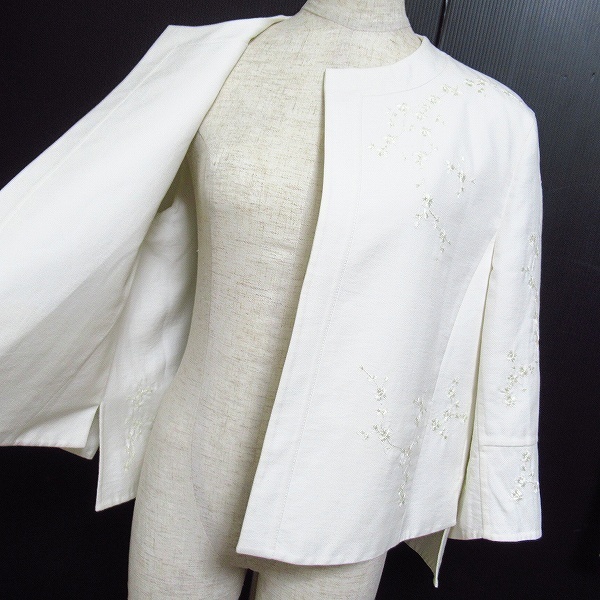 #anc アクリス AKRIS セットアップ 白 ツーピース ノーカラー 刺繍 花柄 シルク混 レディース [729643] AKRIS アクリス | Products All ブランド通販のBUYMA
