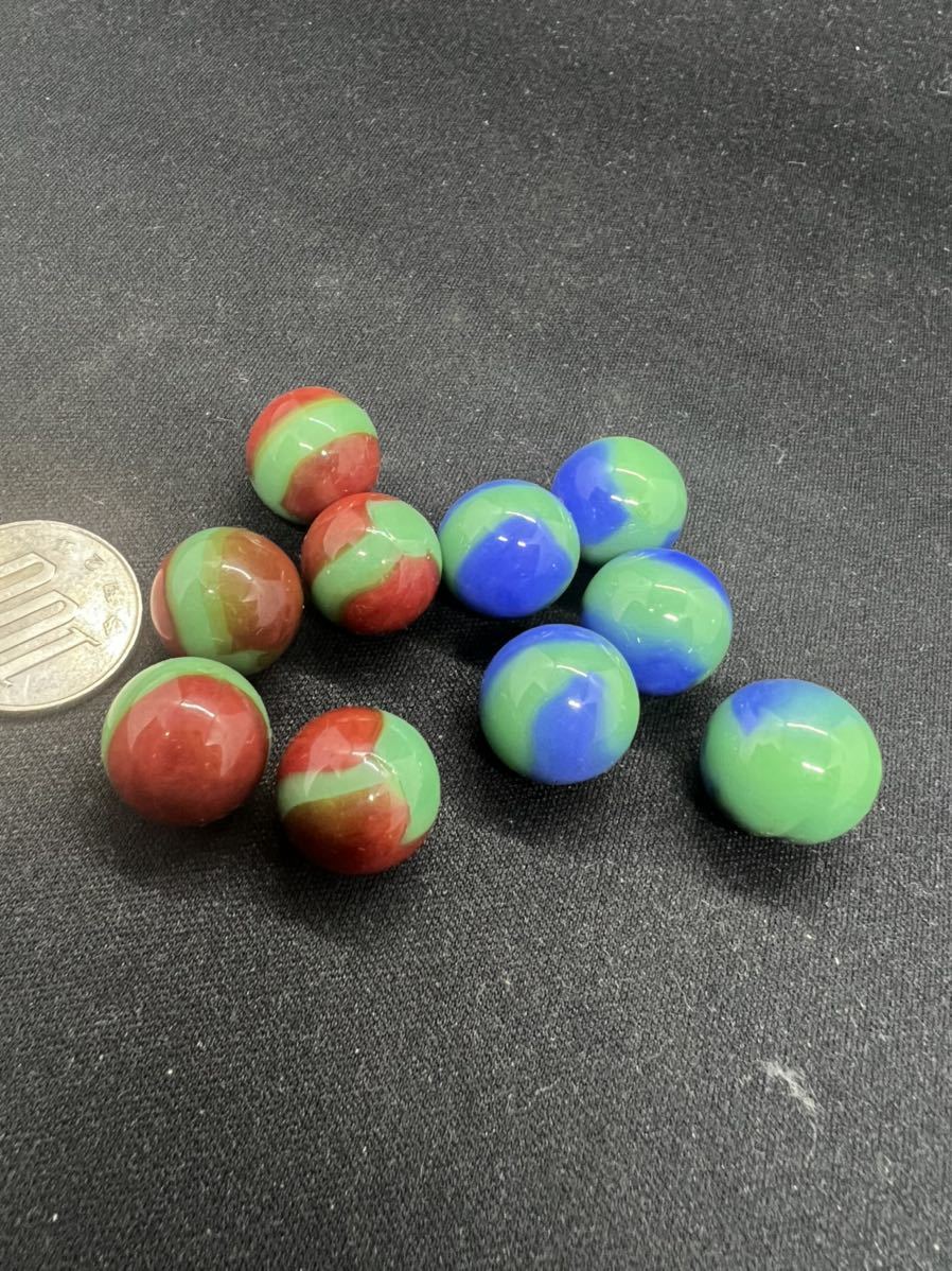 アメリカ 入手したビー玉 2種類 ガラス 売買されたオークション情報 Yahooの商品情報をアーカイブ公開 オークファン Aucfan Com