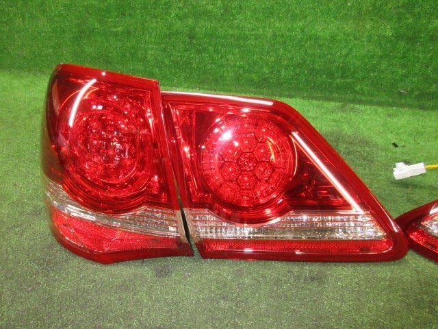 クラウン アスリート DBA-GRS200 テールランプセット 前期 200系 ナビ
