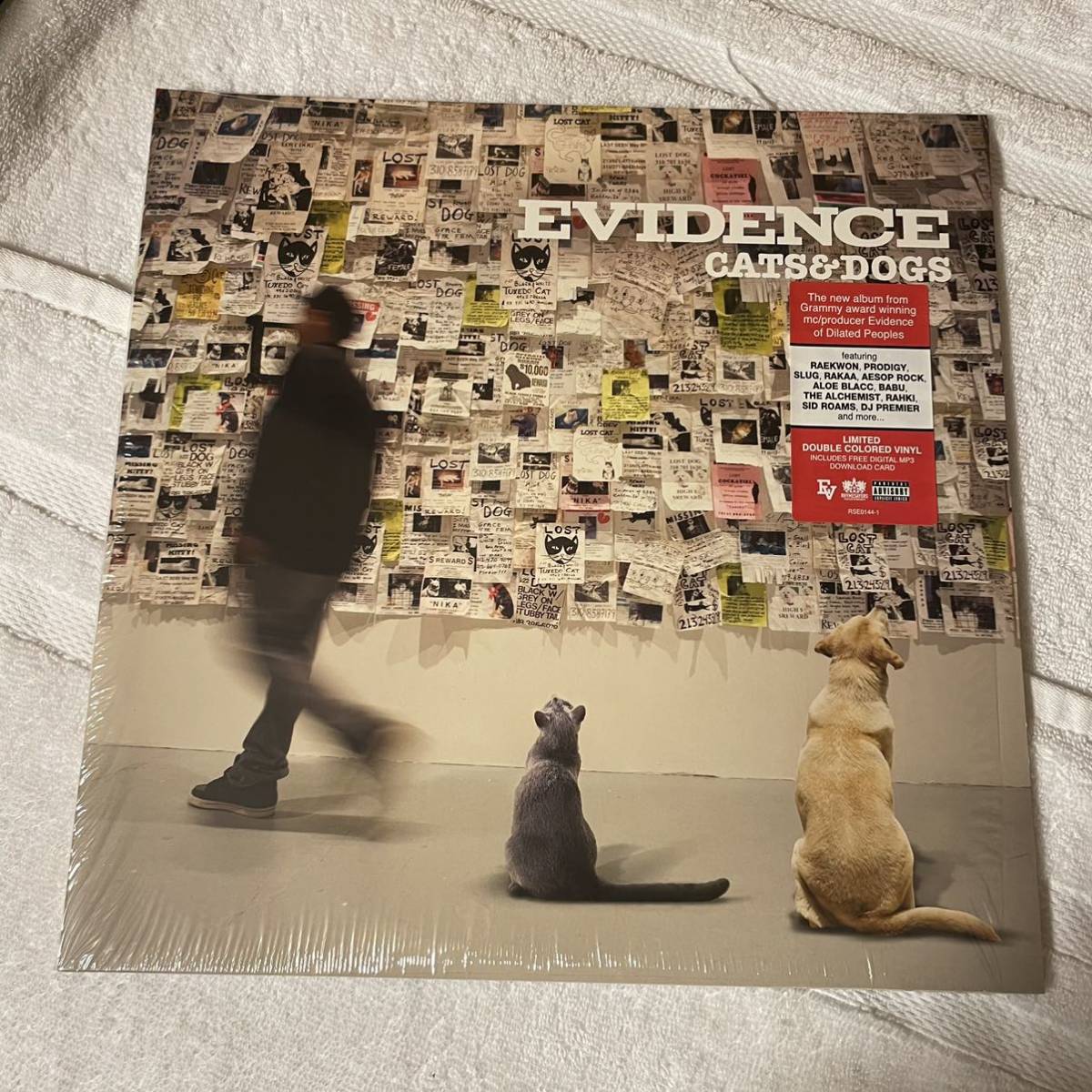 & Cats Dogs | Evidence - (Deluxe Version) Vinyl 貼るケアで