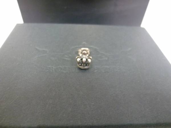 ロイヤルオーダー ピアス シルバー925 HALF TINY CROWN
