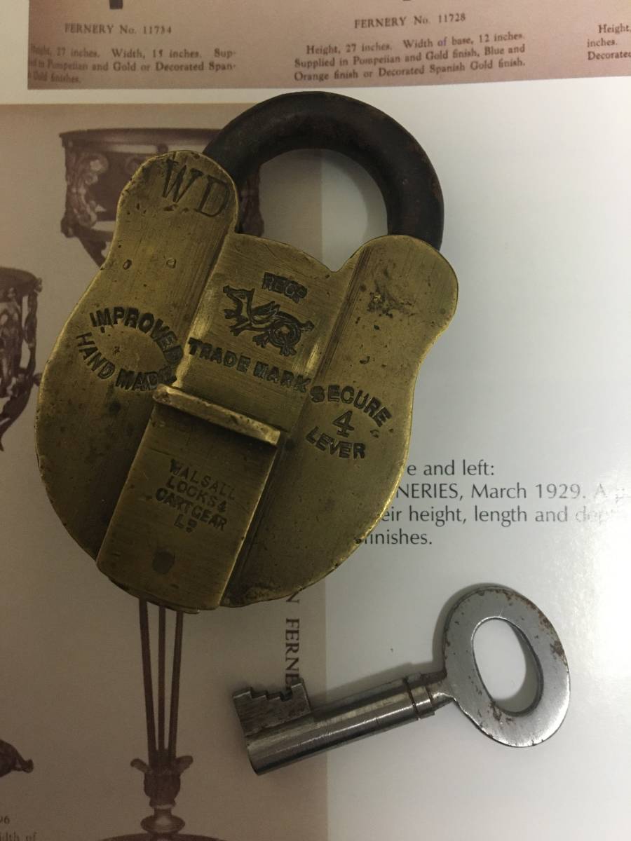 イギリス クマ型 パドロック キー 手作り 南京錠 WALSALL LOCKS