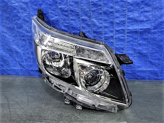 得価，送料無料 2578 ノア ZRR80W 前期 G's 右ライト LED 28-227 81110-28G30 エスクァイア ブラックテーラード レンズ(ヘッドライト)｜売買されたオークション情報、yahooの商品情報をアーカイブ公開 - オークファ トヨタ用