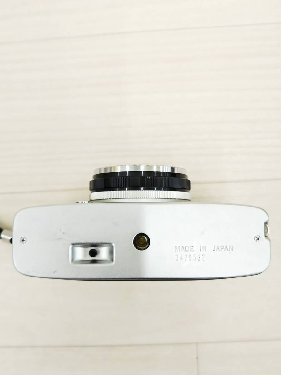 明日初めてのフィルムカメラを買うんだ：オリンパス ペン EES-2