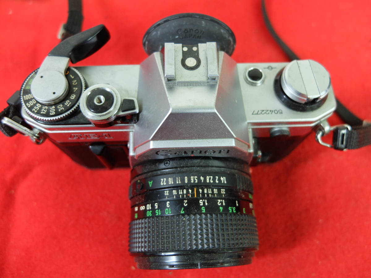Canon キヤノン AE-1 フィルム一眼レフカメラ レンズ：FD 50mm 1:1.4