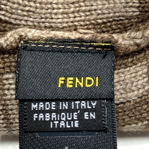 FENDI フェンディ バイザウェイ Mサイズ ミディアム グレージュ ウール ・ ニット帽 FXQ939 ASG2 ニットキャップ ブラウン&frasl;茶色系）のフリマアイテム一覧 カシミヤ マフラー グレーベージュ