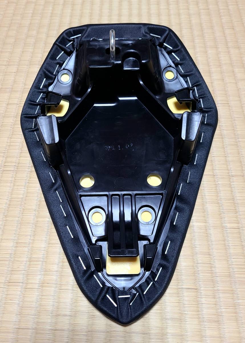 CBR1000RR-R タンデムシート　純正　SC82 CBR1000RR-R バイク タンデムシート SP(SC82) ○○○新車外し！CBR1000RR-R タンデムシート」(オートバイ