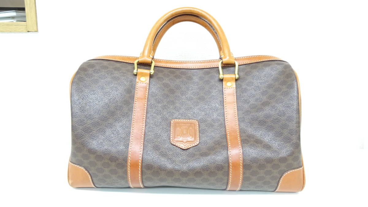 【爆買い】 新大阪04005KT CELINE セリーヌ マカダム柄 ハンドバッグ ボストンバッグ(ボストンバッグ)｜売買されたオークション情報、yahooの商品情報をアーカイブ公開 - オークファン かばん、バッグ