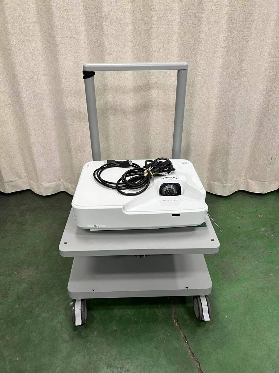 N3 RICOH PJ WXL4540 レーザー光源 短焦点プロジェクター 中古 リコー