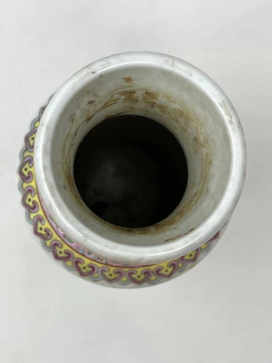 時代 景徳鎮窯 人物文花瓶 花入 中国景徳鎮製 在銘 印有り【無傷保証
