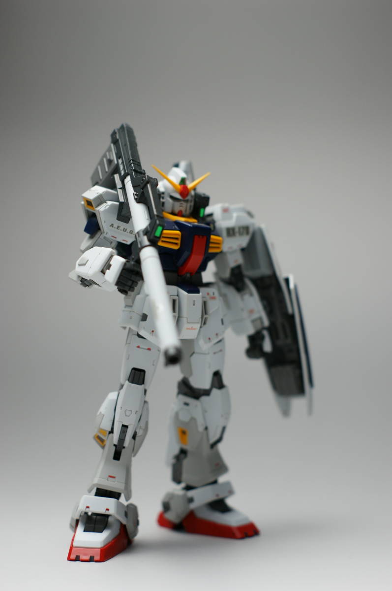 Rg リアルグレード 1 144 Rx 178 ガンダムmk Ii エゥーゴ仕様 塗装済完成品 機動戦士zガンダム 売買されたオークション情報 Yahooの商品情報をアーカイブ公開 オークファン Aucfan Com