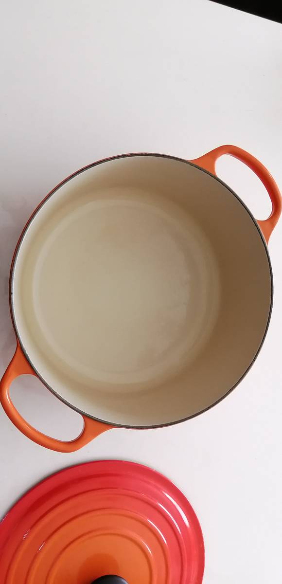 ルクルーゼ マルミット26cm ホーリーレリーフ ル・クルーゼ 26cm LE