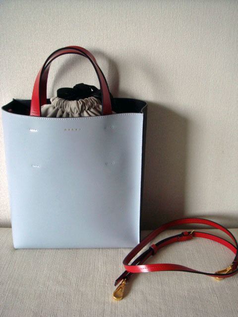 MARNI マルニ カーフスキン MUSEO バッグ トートバッグ ショルダーバッグ MUSEO MARNI マルニ Soft SHMQ0024Q0 WEB・一部