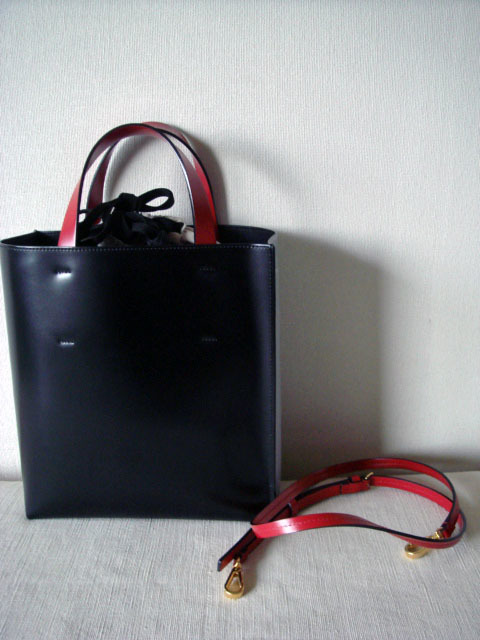 MARNI マルニ カーフスキン MUSEO バッグ トートバッグ ショルダーバッグ MUSEO MARNI マルニ Soft SHMQ0024Q0 WEB・一部