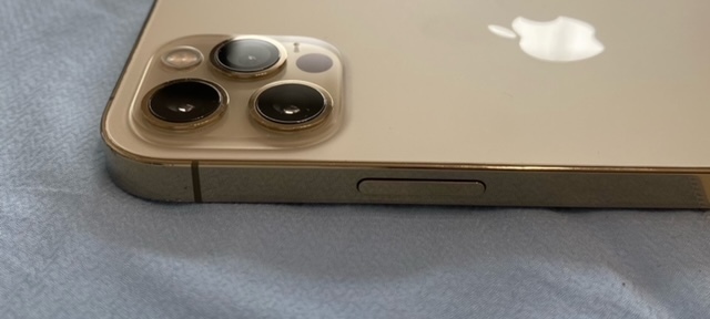 激安大特価，限定セール SIMフリー 利用制限保証 SoftBank購入品 iPhone12 Pro 128GB ゴールド MGM73J/A アイフォン12 プロ