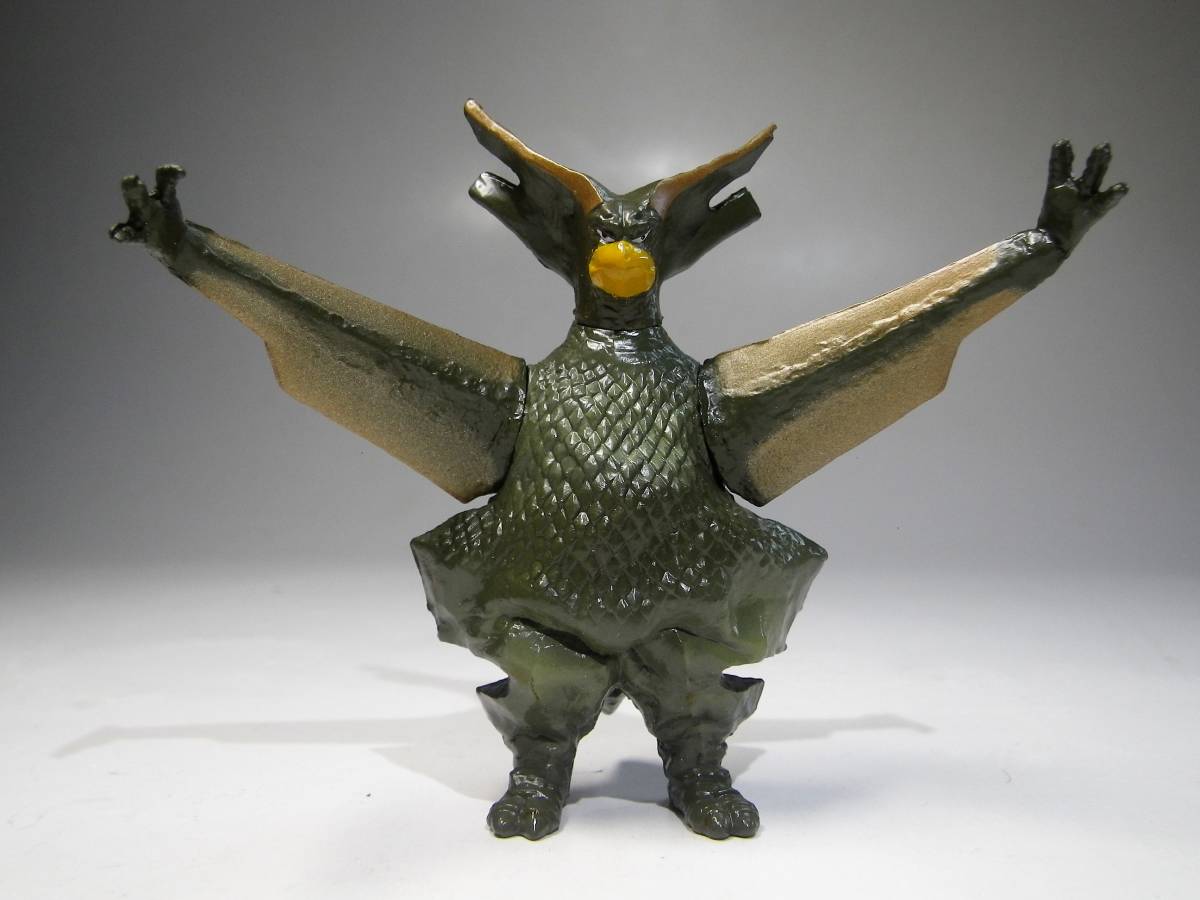 再生怪獣 ギエロン星獣 ギエロン星人 ウルトラセブン 第26話 超兵器r1号 ウルトラ怪獣 ミニチュアフィギュア フィギュア メーカー不明 その他 売買されたオークション情報 Yahooの商品情報をアーカイブ公開 オークファン Aucfan Com