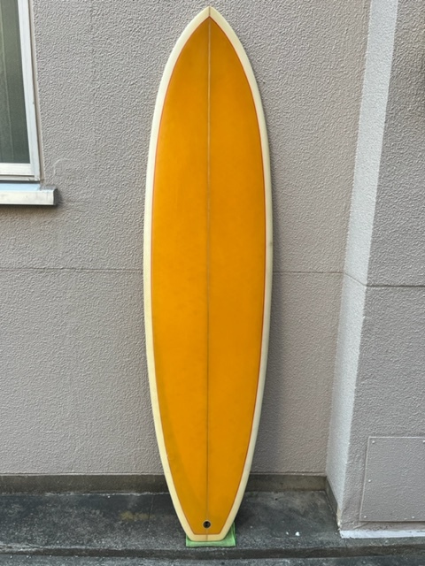 サーフボード ミッドレングス6.8美品 細い 