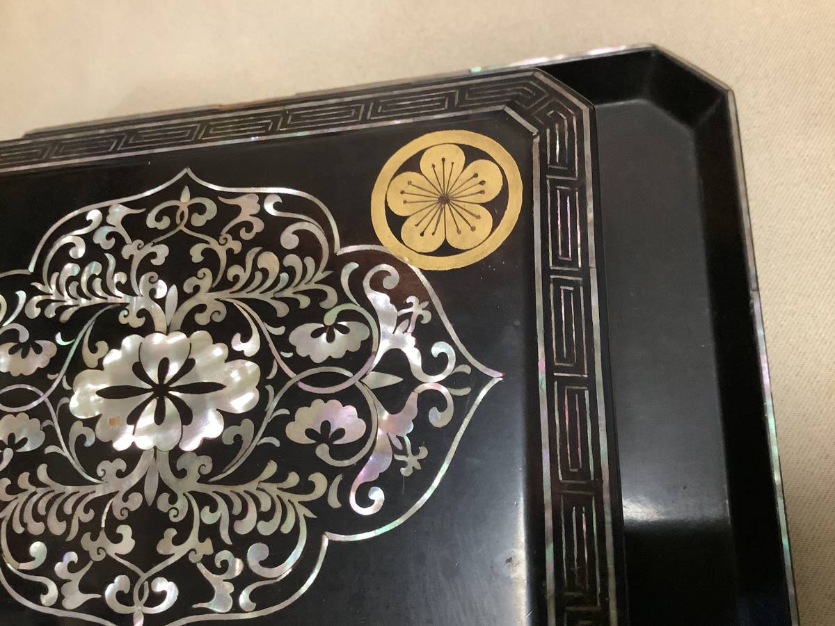 ☆朝鮮美術 李王家美術工場 李王家 家紋入 螺鈿菊花模様小箱 ボンボ