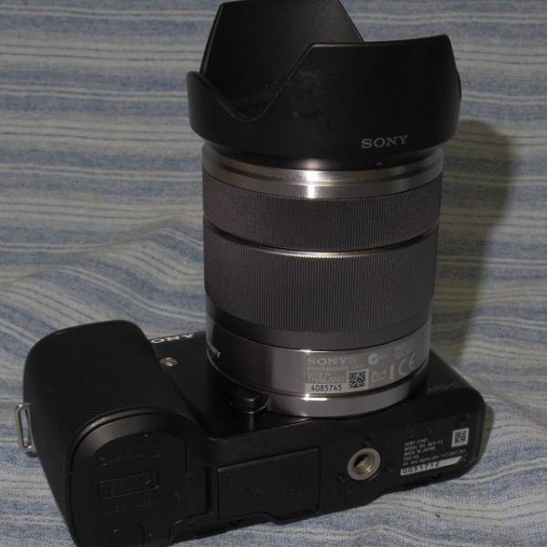 良品 SONY NEX-F3 ブラック ミラーレス一眼＋ズームレンズ ソニー SONY α NEX-F3K ズームレンズキット ブラック 良品 デジタル