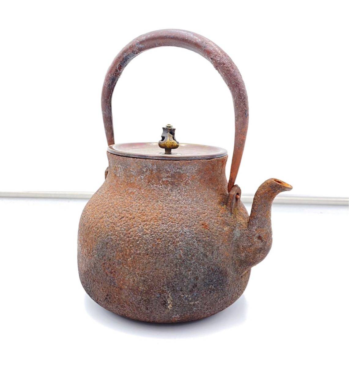 本物保証，人気 1円〜 鉄瓶 無銘 瓢形 銅蓋 煎茶道具 急須 湯沸(鉄瓶)｜売買されたオークション情報、yahooの商品情報をアーカイブ公開 - オークファン 鉄瓶