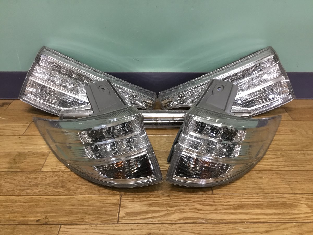 1円スタート！50 エスティマ 純正 LED テール フィニッシャー1台分