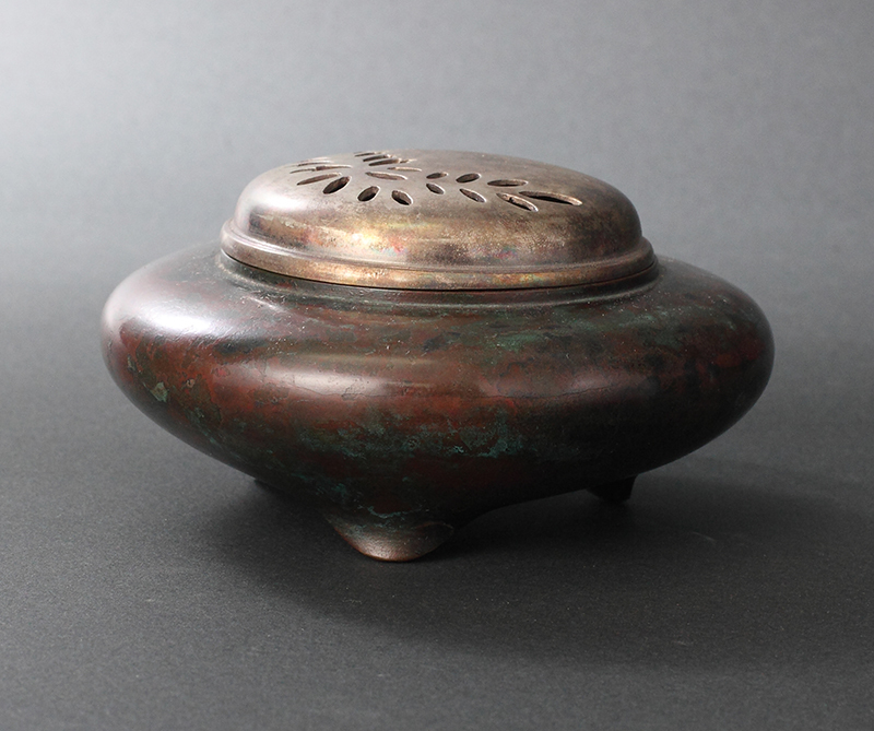 時代◇銅三足香炉（茶道具 仏具 金属工芸 美術 銅製 透かし 丸 古物）