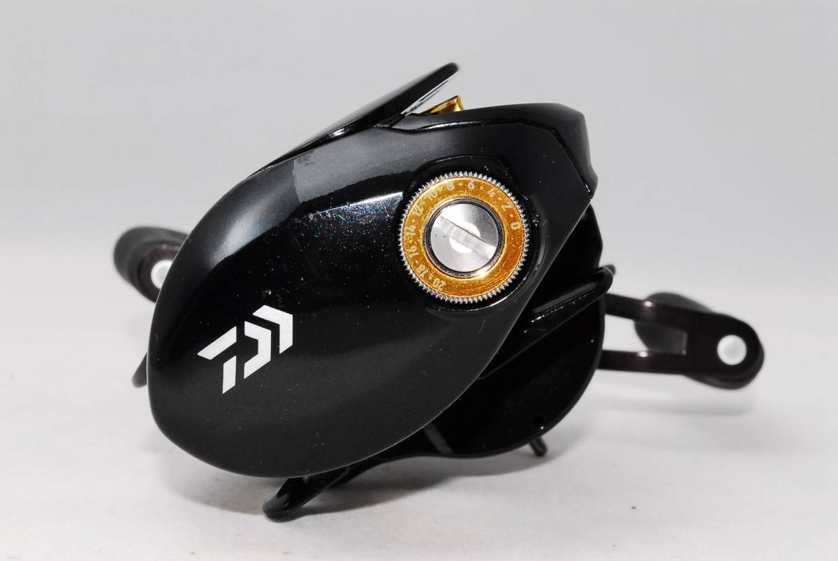 ☆美品☆ Daiwa ダイワ TATULA HD CUSTOM タトゥーラ カスタム 150HL