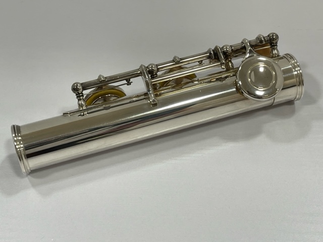 美品 YAMAHA ヤマハ フルート 管楽器 YFL-311 YFL311 Eメカ付 頭部管銀製