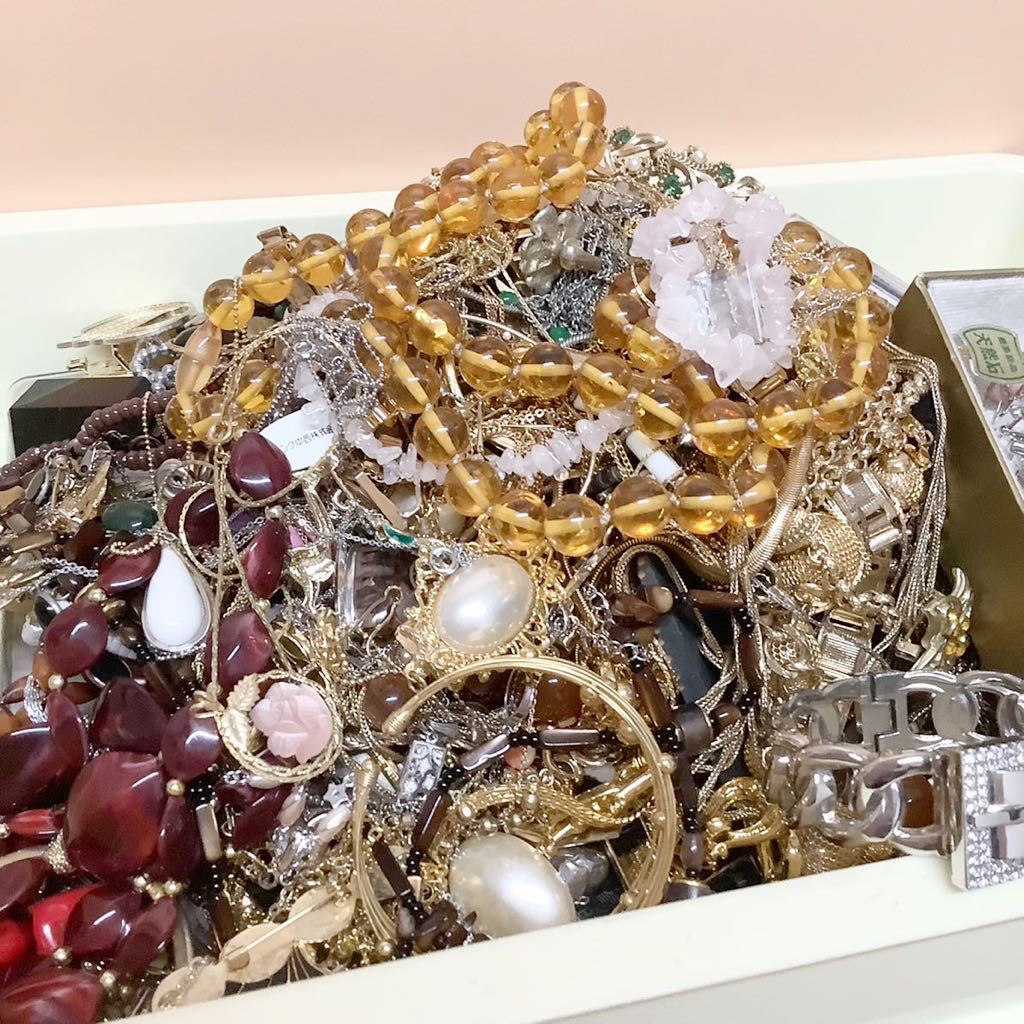 1円～☆5.15kg☆未検品 遺品整理 片付け品☆アクセサリー 大量 まとめ