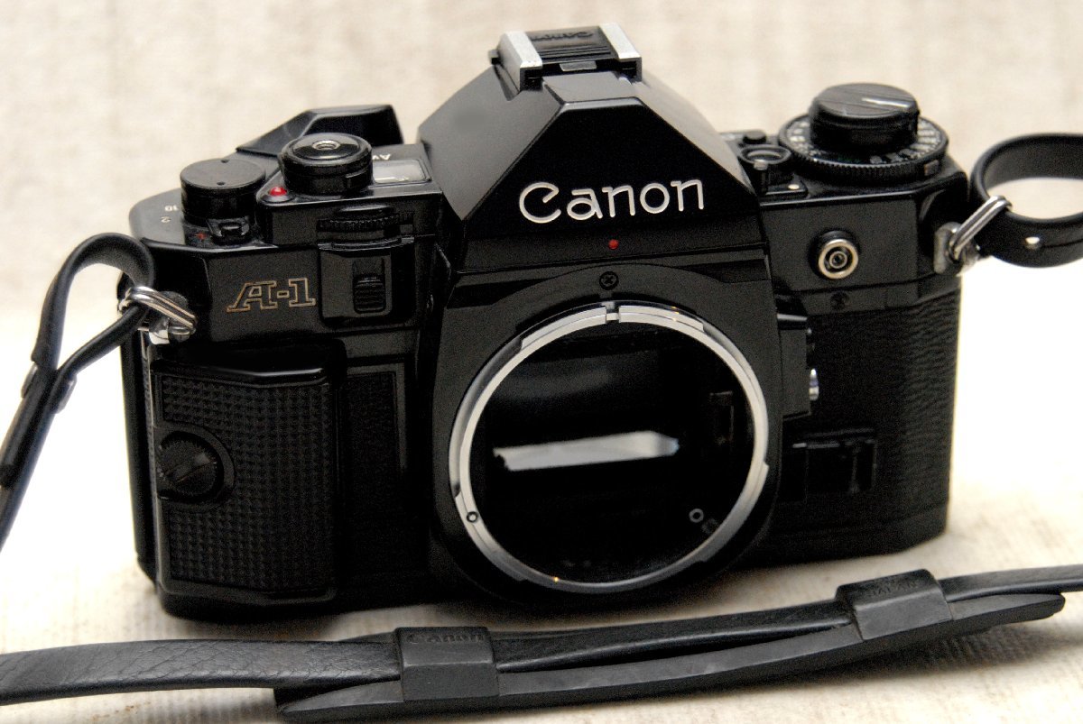  Canon キャノン の高級一眼レフカメラ A-1 ボディ 作動品 鳴き無し 腐食無し(キヤノン)｜売買されたオークション情報、yahooの商品情報をアーカイブ公開 - オークファン マニュアルフォーカス