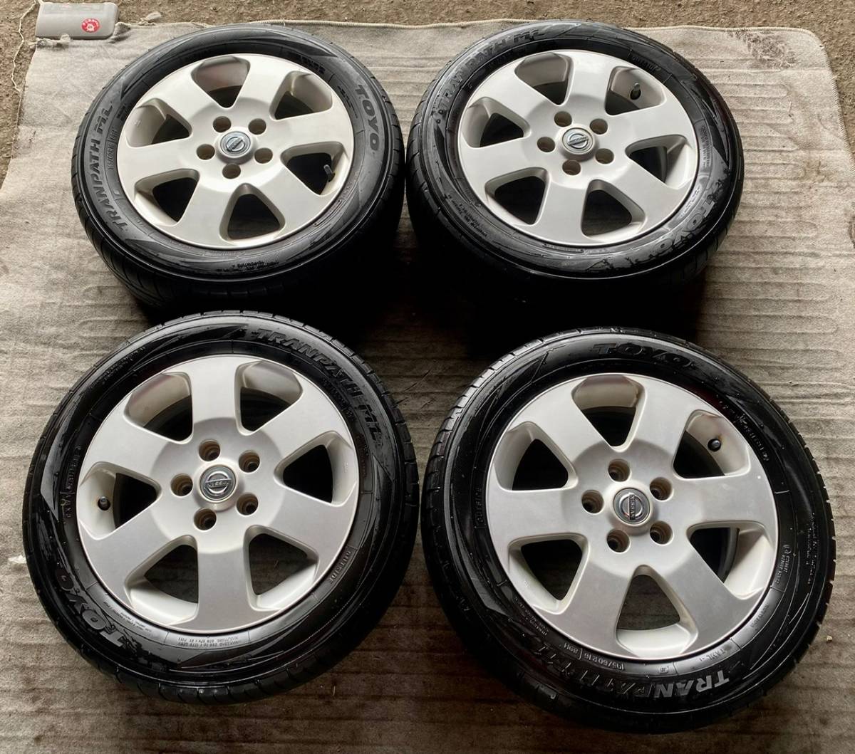 日産セレナ・CC25・純正アルミホイール・16 X 6JJ・45・114.3・195 