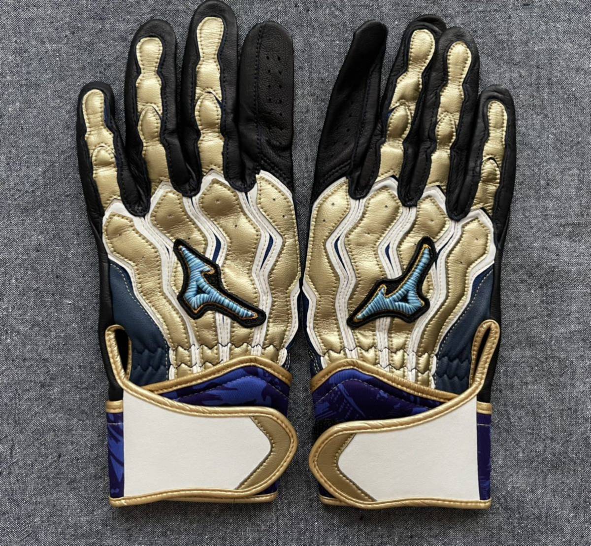 新品未使用　MIZUNO PRO モーションアークバッティンググローブ 限定柄　プレミアムモデル　スムースシープ