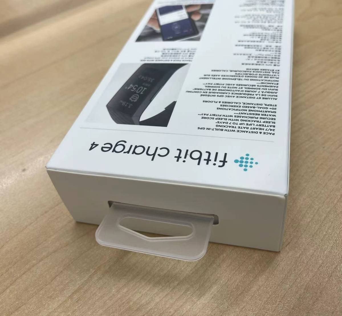チャージ4 フィットビット Fitbit ユニ FB417BYBY-FRCJK 4（スマート 