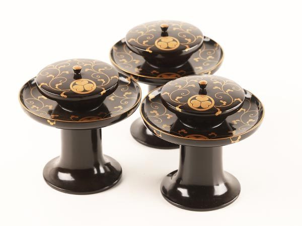 しだーずさん対応分 流】時代漆器 唐草蒔絵天目台 茶台三点 箱付 KG131 | THEPARKCOMPANIES.COM
