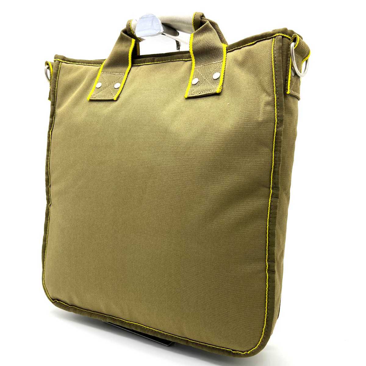 極美品 DIESEL ディーゼル 溢れる色気 A4◎ PC収納可能 本革レザー x 