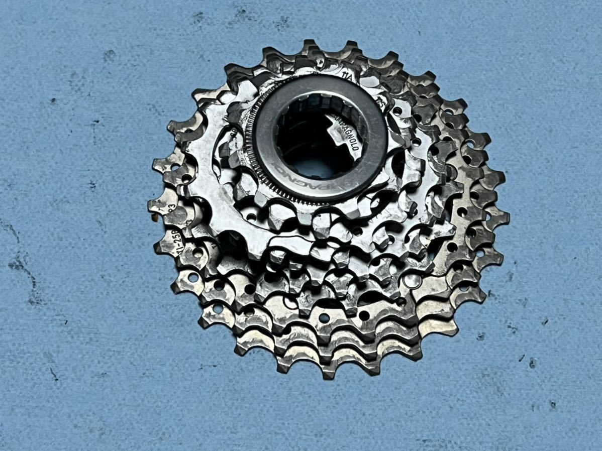  カンパニョーロ 11s カセットスプロケット 11-25 Campagnolo RECORD レコード(スプロケット)｜売買されたオークション情報、yahooの商品情報をアーカイブ公開 - オークファン スプロケット