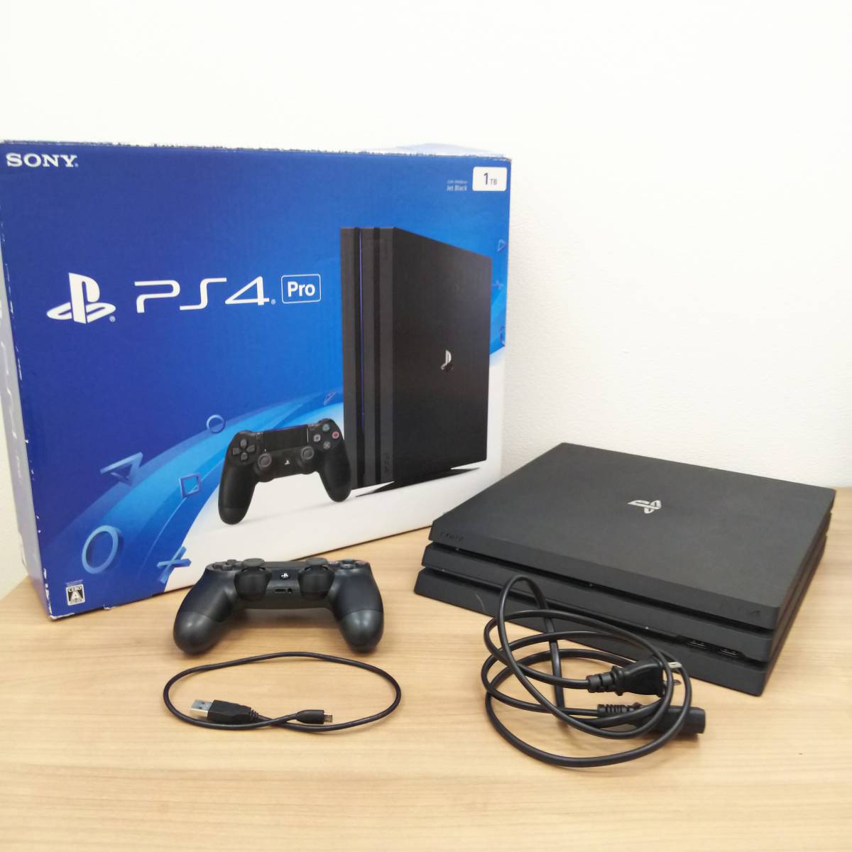 PS4 Pro CUH-7000B プレイステーション4 プロ SONY/ソニー 