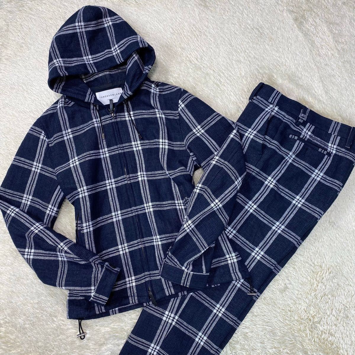 トゥモローランド【大人の休日】TOMORROWLAND セットアップ パーカー 