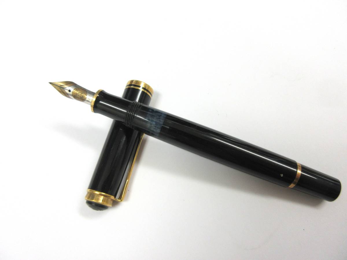 66075◇Pelikan ペリカン 万年筆 HF ペン先 14K（585） 吸引式 W