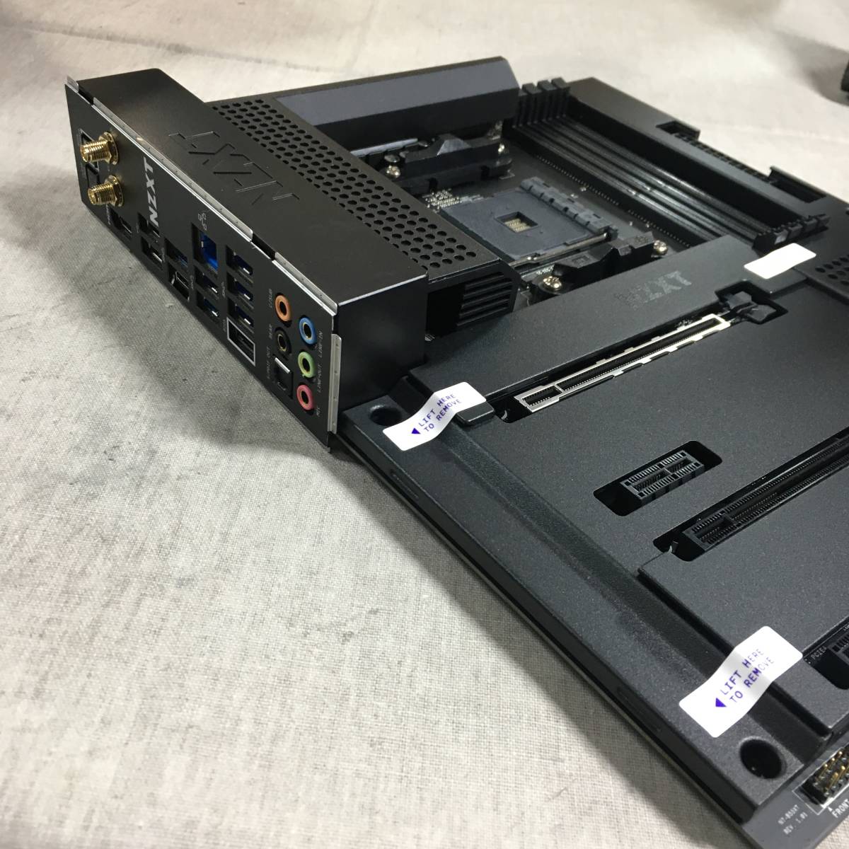 現状品 NZXT N7 B550 マザーボード ATX [AMD B550チップセット搭載] N7