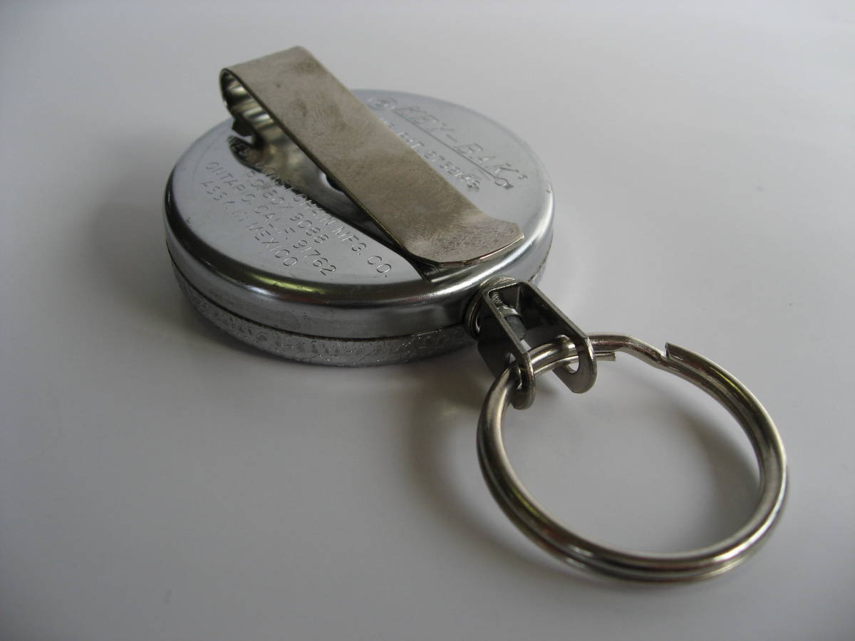 全国一律 キーホルダー リール式 リールキーホルダー ワイヤー Key Bak リトラクタブル キーチェーン 一般 売買されたオークション情報 Yahooの商品情報をアーカイブ公開 オークファン Aucfan Com