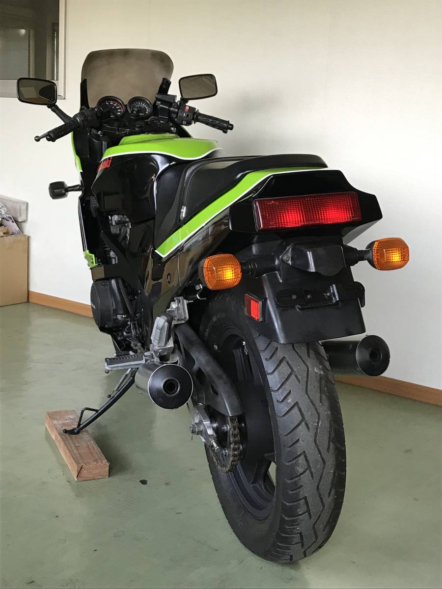 GPZ400R カワサキ ライムグリーン テールカウル ☆ 入荷 D2 ライム