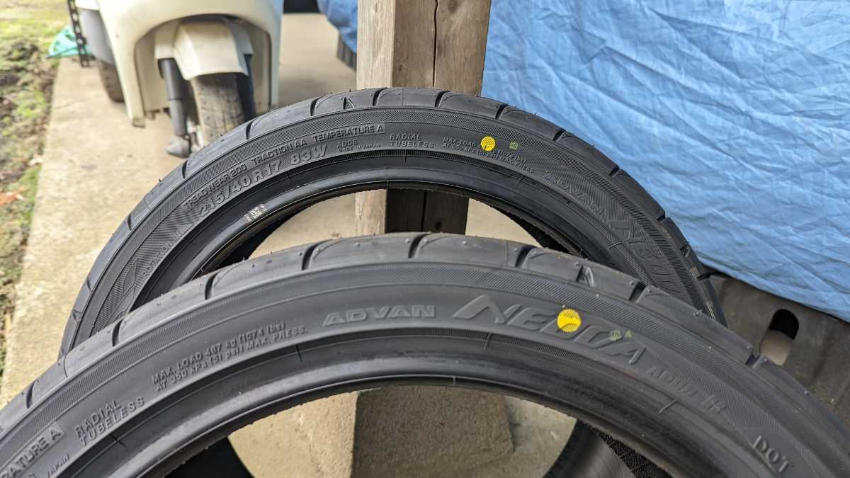 ヨコハマ YOKOHAMA アドバンネオバ ADVAN NEOVA AD08R 215/40R17 17 