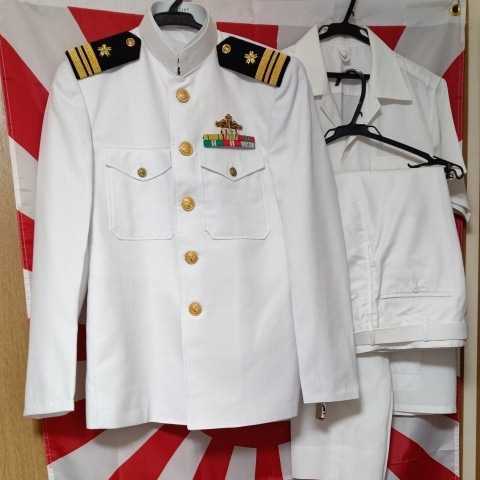 海上自衛隊 夏制服2種詰襟制服と略衣半袖制服とズボンとベルトの4点