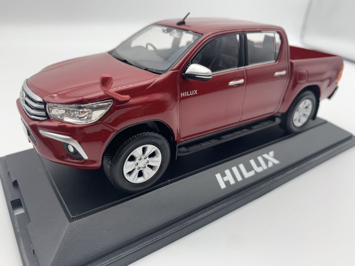 トヨタハイラックスカラーサンプル非売品ミニカー