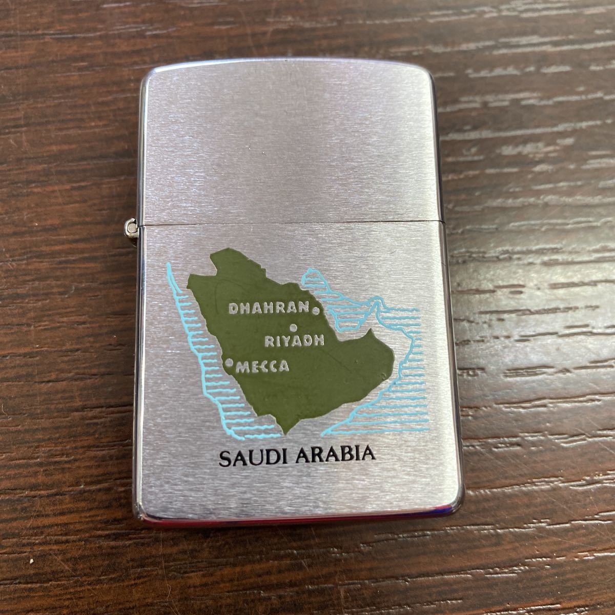 1979製 昭和54年 サウジアラビア 国章 イタリックロゴ ジッポー 1979製 昭和54年 サウジアラビア 国章 イタリックロゴ ジッポー