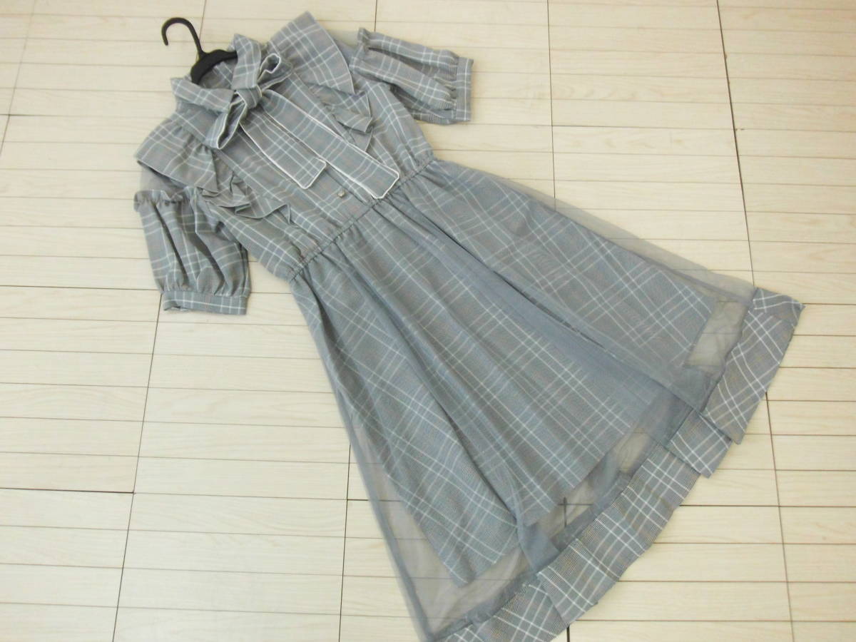 Ingni イング 配色フリルボウタイワンピース グレーチェック 同梱可能 ワンピース 売買されたオークション情報 Yahooの商品情報をアーカイブ公開 オークファン Aucfan Com