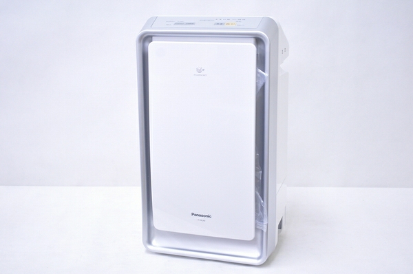 未使用 Panasonic 加湿 空気清浄機 F-VXL40 シルバー T1722026 家電